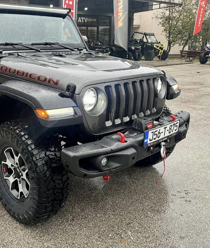 Slika Prednji branik Jeep Wrangler JL